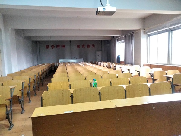 大学教师保洁